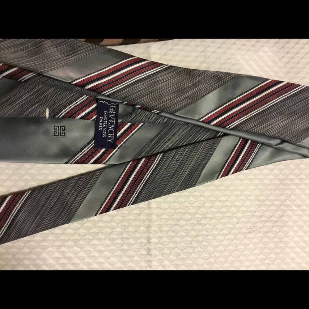 Givenchy ties - Picture 7 of 8